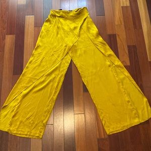 TOPSHOP Gold Wide Leg Women’s High Waist Pant With Side Zip Size 6